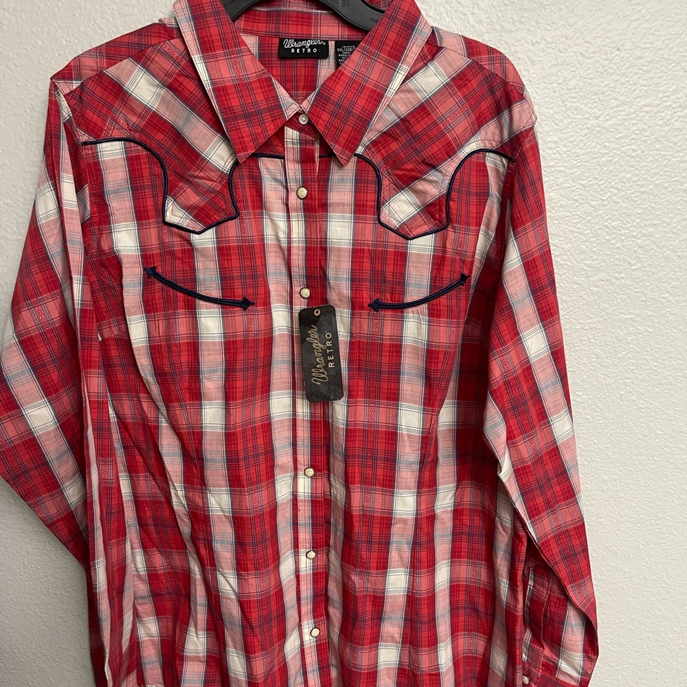 Wrangler Red and White Casual Button Down Shirt